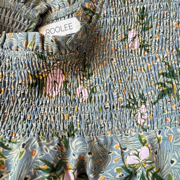 Roolee The Tucson Smocked Floral Dress Smocked Wrist Neckline Green Large - Picture 5 of 6